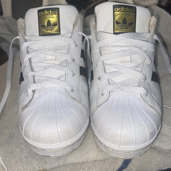 Adidas superstars - Picture 4 of 5